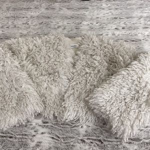 CALVIN KLEIN Faux Shaggy Fur Off White Cropped Jacket